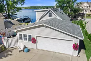 S68W18031 Island Dr, Muskego, WI 53150 - Photo 1