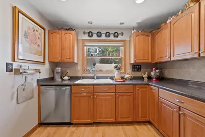 S68W18031  Island Dr, Muskego, WI 53150 - Photo 27