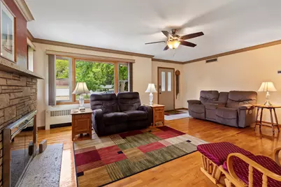 2321  Johnson St, La Crosse, WI 54601 - Photo 11