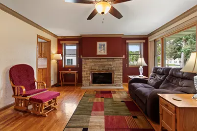 2321  Johnson St, La Crosse, WI 54601 - Photo 13