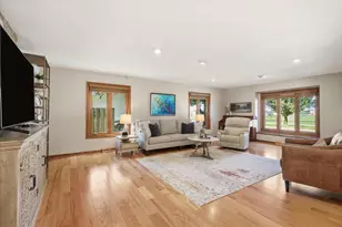 1127 Tenny Ave, Waukesha, WI 53186 - Photo 5