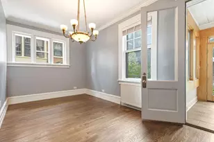 2667 N Summit Ave, Milwaukee, WI 53211 - Photo 9