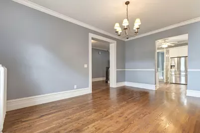 2667 N Summit Ave, Milwaukee, WI 53211 - Photo 13
