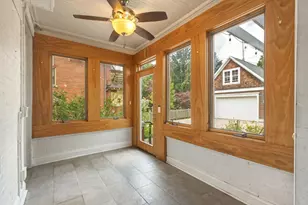 2667 N Summit Ave, Milwaukee, WI 53211 - Photo 11