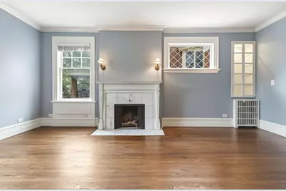 2667 N Summit Ave, Milwaukee, WI 53211 - Photo 7