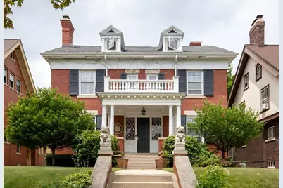 2667 N Summit Ave, Milwaukee, WI 53211 - Photo 45