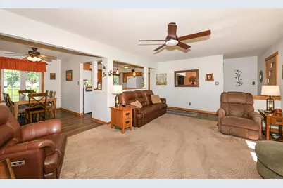 4971 S Jonathan Ln, New Berlin, WI 53151 - Photo 15