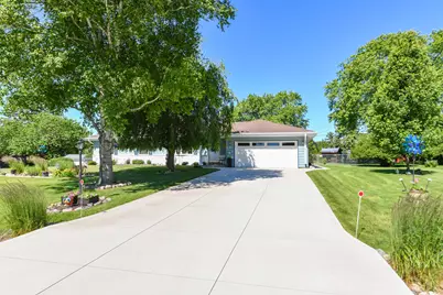 4971 S Jonathan Ln, New Berlin, WI 53151 - Photo 47