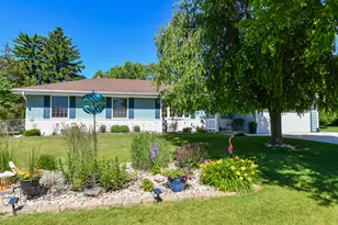 4971 S Jonathan Ln, New Berlin, WI 53151 - Photo 41