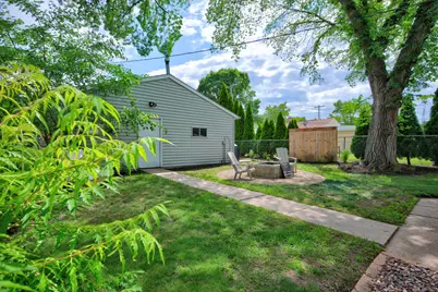 2110  Market St, La Crosse, WI 54601 - Photo 35