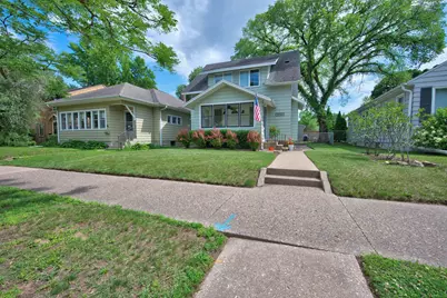 2110  Market St, La Crosse, WI 54601 - Photo 3