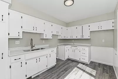 3400 S 8th Ave, Racine, WI 53402 - Photo 7