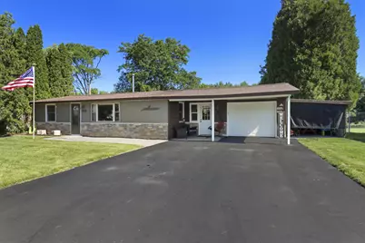 10308  Root River Dr, Racine, WI 53108 - Photo 21