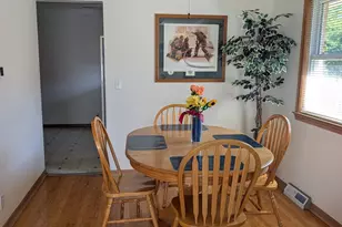 8827 W Burdick Ave, Milwaukee, WI 53227 - Photo 5