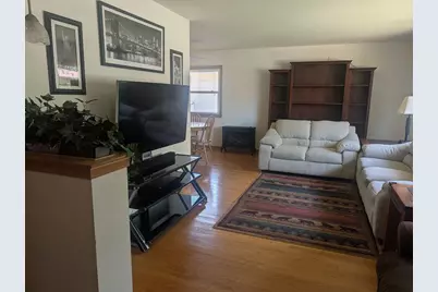 8827 W Burdick Ave, Milwaukee, WI 53227 - Photo 7
