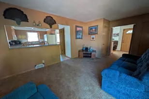 8827 W Burdick Ave, Milwaukee, WI 53227 - Photo 11
