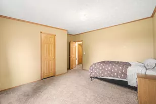 1757 Cedarview Dr, Saint Cloud, WI 53079 - Photo 19