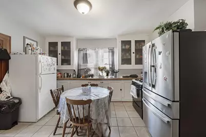 3238 S 7th St, Milwaukee, WI 53215 - Photo 13