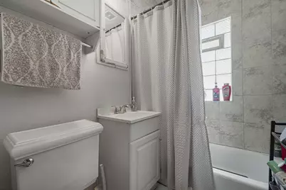 3238 S 7th St, Milwaukee, WI 53215 - Photo 9