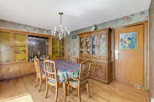 5050 Spruce Ct, Greendale, WI 53129 - Photo 9