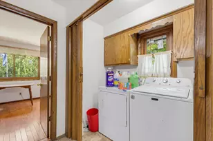 5050 Spruce Ct, Greendale, WI 53129 - Photo 21