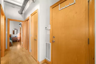1641 N Franklin Pl #3, Milwaukee, WI 53202 - Photo 11