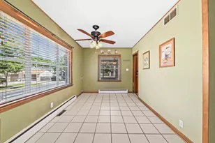 2802 S 47th St, Milwaukee, WI 53219 - Photo 7