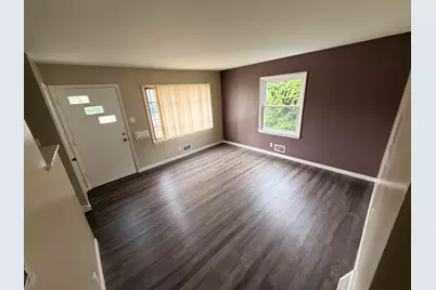 5217 N 61st St, Milwaukee, WI 53218 - Photo 7