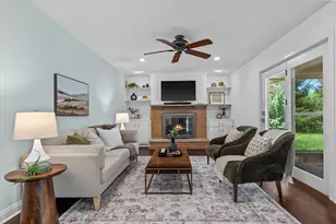 11318 N Glenwood Dr, Mequon, WI 53097 - Photo 5