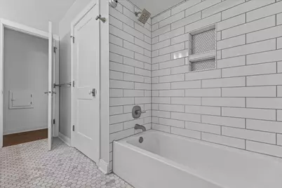 11318 N Glenwood Dr, Mequon, WI 53097 - Photo 25