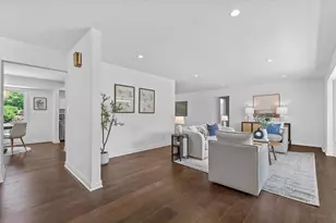 11318 N Glenwood Dr, Mequon, WI 53097 - Photo 3