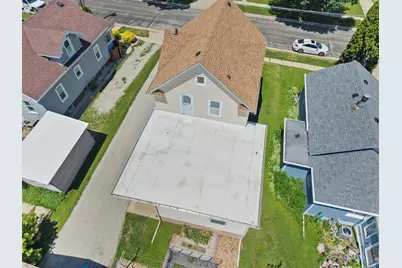 809 E Cady St, Watertown, WI 53094 - Photo 35