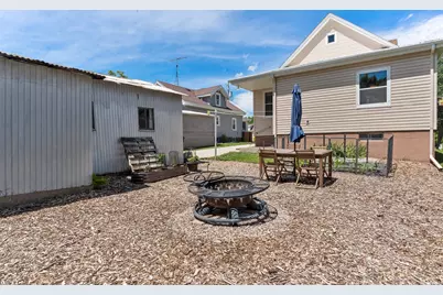809 E Cady St, Watertown, WI 53094 - Photo 33