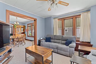 809 E Cady St, Watertown, WI 53094 - Photo 9