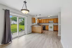 420 Keno Cir, Horicon, WI 53032 - Photo 9