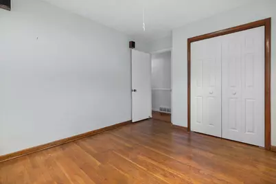 36  Timmer Ln, Racine, WI 53406 - Photo 11