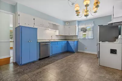 36  Timmer Ln, Racine, WI 53406 - Photo 5