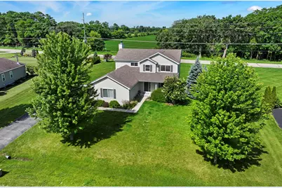 436  Ashley Dr, Williams Bay, WI 53191 - Photo 1