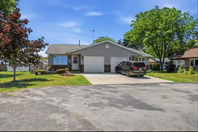 410 N 12th St, Oostburg, WI 53070 - Photo 23