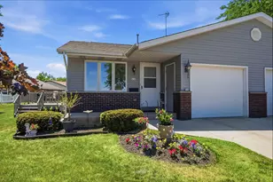 410 N 12th St, Oostburg, WI 53070 - Photo 25