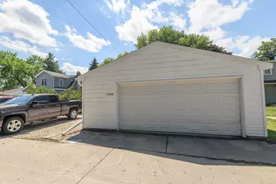 2144 S 108th St, West Allis, WI 53227 - Photo 23