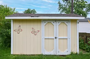 11020 W Parnell Ave, Hales Corners, WI 53130 - Photo 27