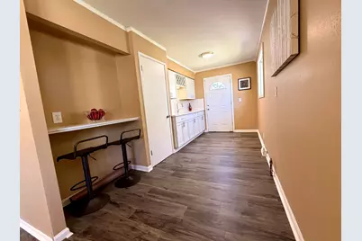 7009 W Carmen Ave, Milwaukee, WI 53218 - Photo 9