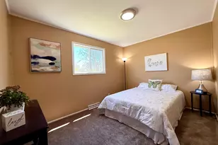 7009 W Carmen Ave, Milwaukee, WI 53218 - Photo 15