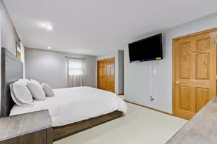 8049 N Edge O Woods Dr, Brown Deer, WI 53223 - Photo 13