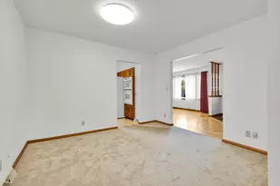 4310 W Anthony Dr, Greenfield, WI 53219 - Photo 11