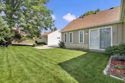 4310 W Anthony Dr, Greenfield, WI 53219 - Photo 33
