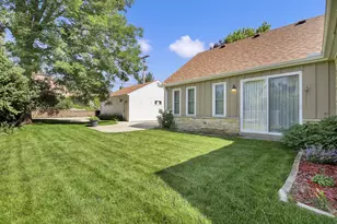 4310 W Anthony Dr, Greenfield, WI 53219 - Photo 33