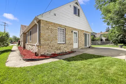 4310 W Anthony Dr, Greenfield, WI 53219 - Photo 27