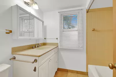 7212  Aetna Ct, Wauwatosa, WI 53213 - Photo 23